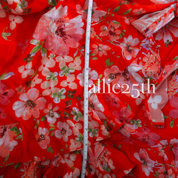 Lulu's Red Floral Faux Wrap Skort Size XL - Picture 8 of 8